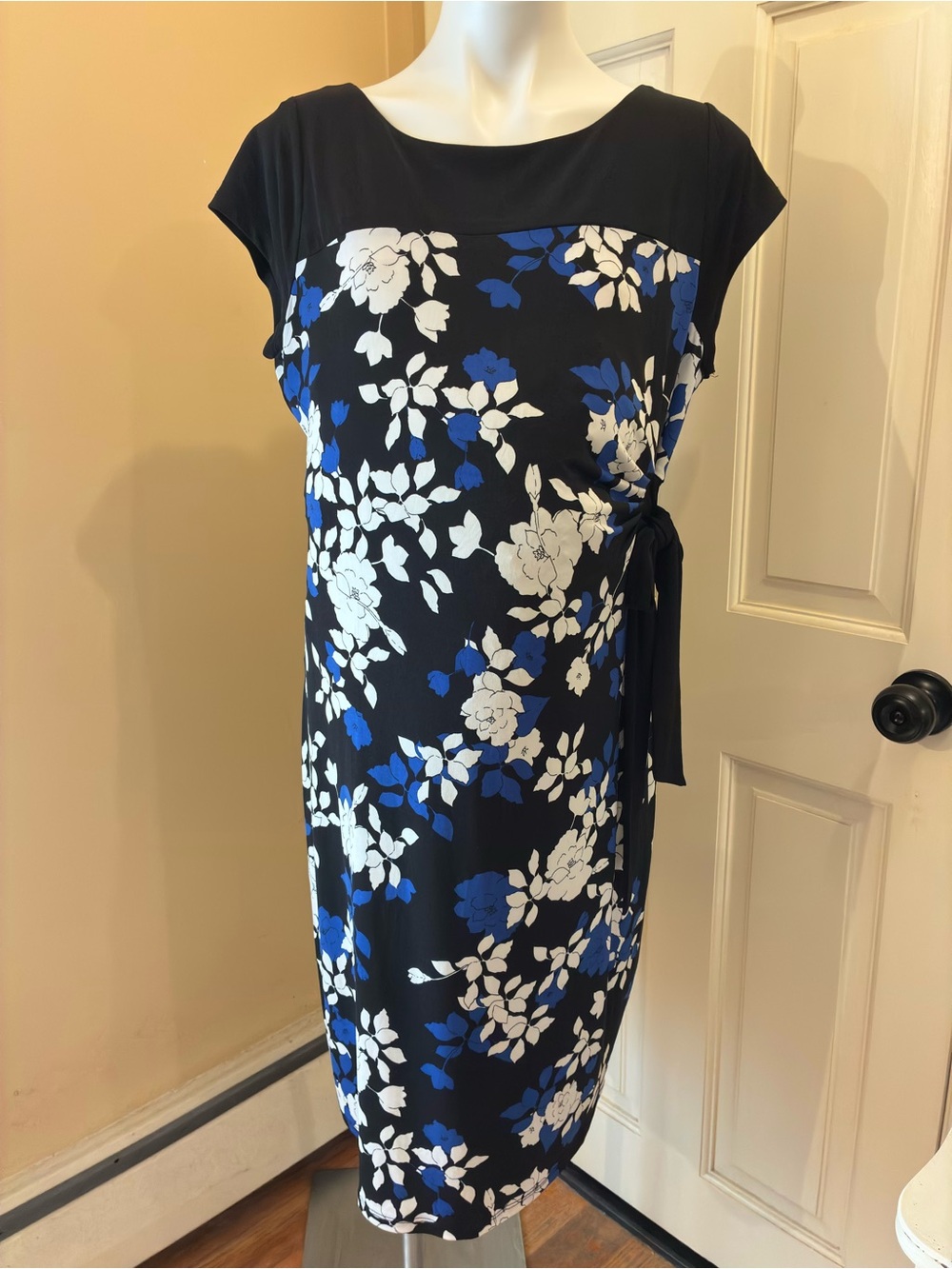 Motherhood Maternity Black/ Blue/ White Floral Side-Tie Knit Dress Size XL